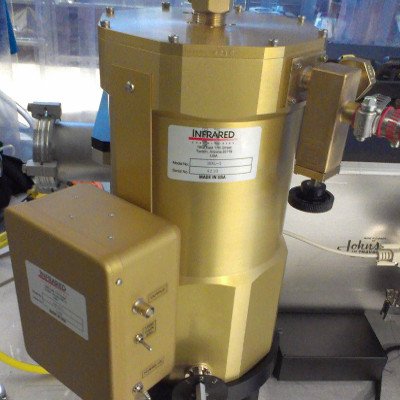 Bolomètre refroidi à l'hélium liquide (version 1.6K)